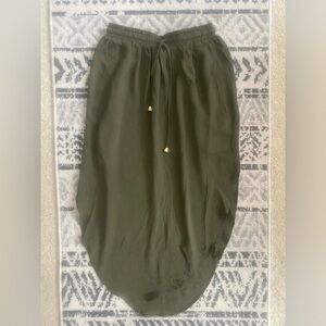 White Closet Army Green Skirt